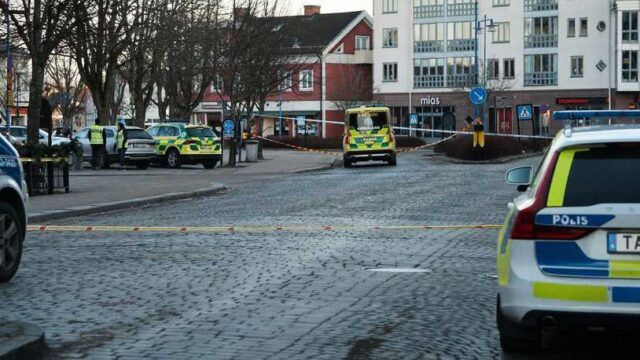 Восемь человек пострадали при нападении в Швеции