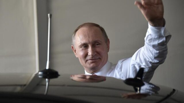 Песков опроверг сведения о визите Путина в Вашингтон в конце апреля
