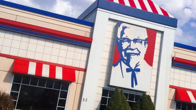 KFC в Великобритании в тестовом режиме предложит клиентам вегетарианскую «курицу»