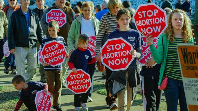 В Кентукки приняли закон о запрете абортов после 11-недельного срока беременности