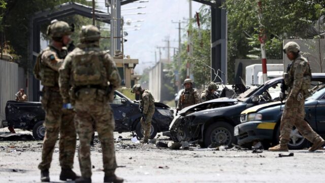 WSJ: на подрядчиков США в Афганистане подали в суд за платежи талибам
