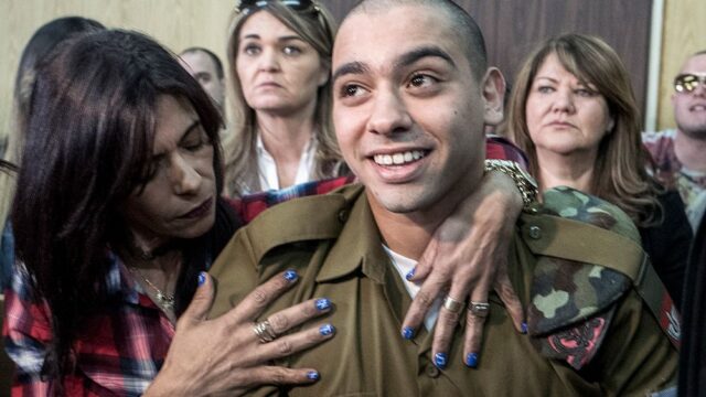 В Израиле досрочно выпустили из тюрьмы солдата, который застрелил раненого террориста
