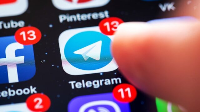 Apple перестал блокировать обновления Telegram для пользователей во всем мире