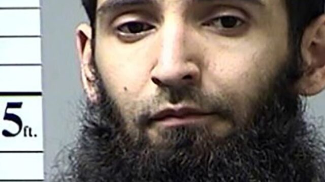 Террорист, наехавший на людей в Нью-Йорке готов признать вину, чтобы избежать смертной казни