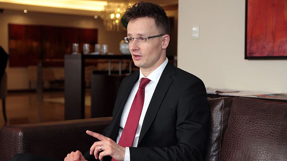 Венгрия высылает консула Украины в ответ на действия Киева