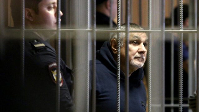 В России прокуратура запросила десять лет колонии для криминального авторитета Шакро Молодого