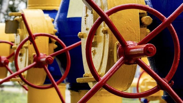 «Газпром» снова не увеличил транзит газа через Украину