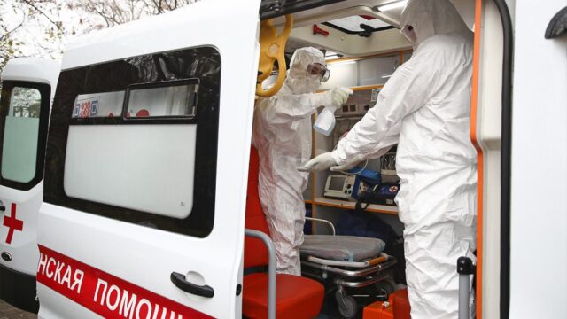 В России за сутки умерли от коронавируса 432 человека — новый рекорд