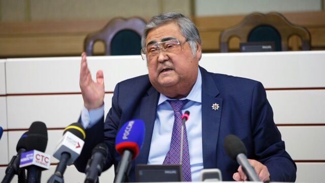 Спикер парламента Кемеровской области подал в отставку в пользу Тулеева