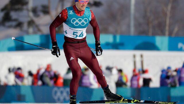 Российские лыжники завоевали серебро и бронзу в масс-старте на 50 километров на Олимпиаде