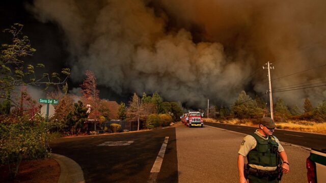 Число пропавших без вести из-за пожаров в Калифорнии превысило тысячу