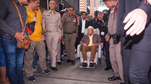 Бывший премьер Таиланда завещал все свое состояние беднякам