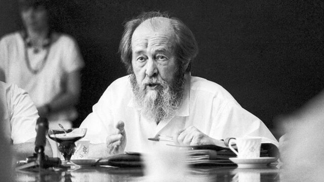 Патриот, изгнанник, пророк. Александр Солженицын — от советских лагерей до полемики с Путиным