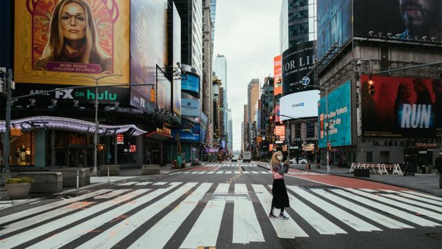 Как Нью-Йорк переживает пандемию коронавируса: фотогалерея