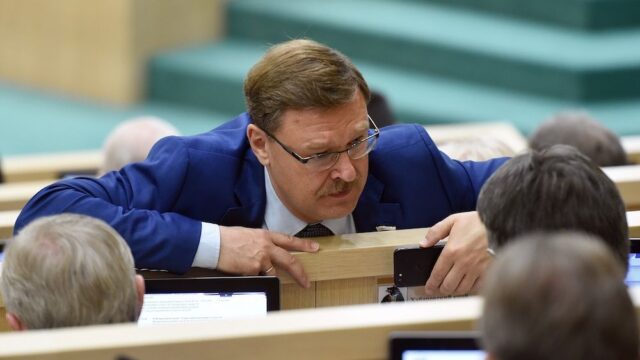 Российский сенатор Константин Косачев ушел из твиттера в знак солидарности с RT и Sputnik