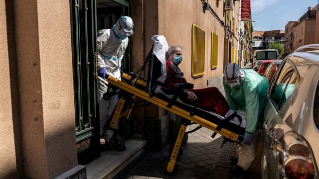 В Испании начали ослаблять меры изоляции: хроника пандемии в мире за 13 апреля