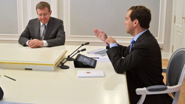 Медведев обсудил с Кудриным, как урезать расходы на правительство