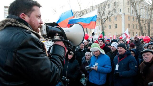 Суд в Москве арестовал главу предвыборного штаба Навального Леонида Волкова на 30 суток
