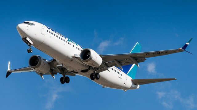 Bloomberg: Boeing предупредит операторов о сбоях в системах самолетов 737 MАХ после авиакатастрофы в Индонезии