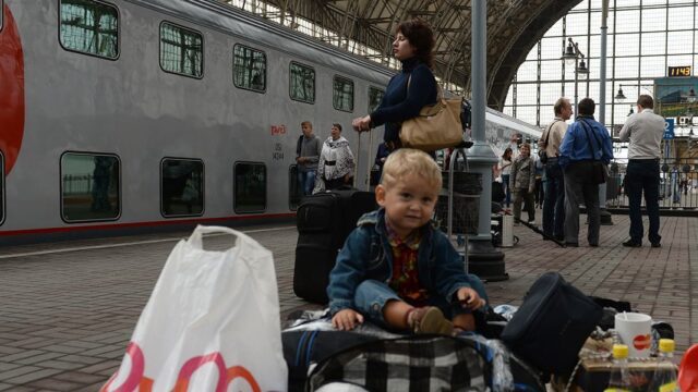 В России семьи с детьми получат скидку на поездах дальнего следования