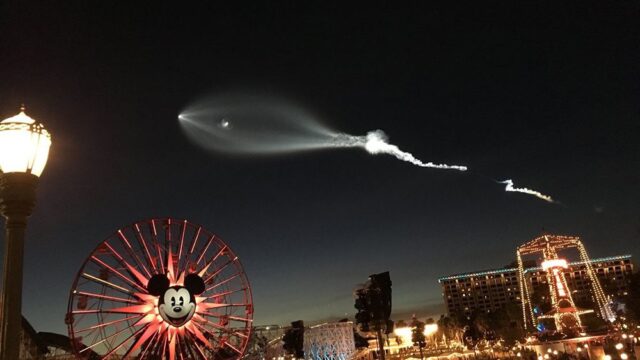 НЛО над Лос-Анджелесом оказалось пуском ракеты Falcon 9