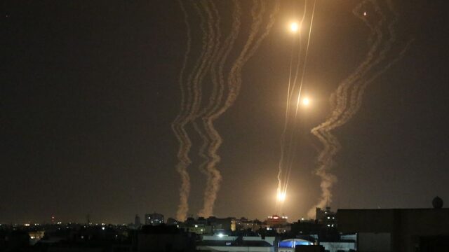Количество выпущенных по Израилю ракет превысило 1 000