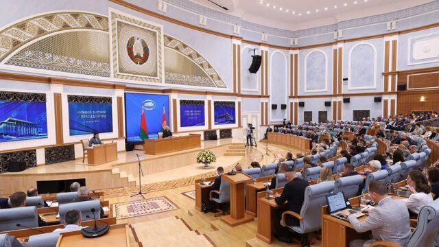«Недопустимо отнимать часть территории»: что Лукашенко говорил о Крыме?