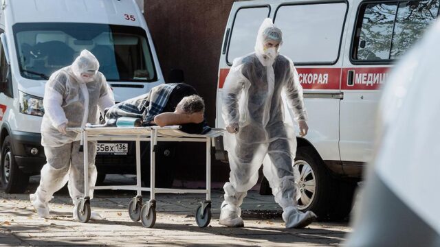 В России зафиксировали 320 смертей от COVID-19 за сутки — это новый максимум