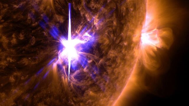 На Солнце произошла крупнейшая вспышка с 2006 года. Ожидаются перебои со связью
