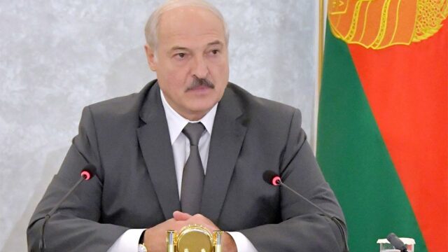 Лукашенко поменял местами глав КГБ и комитета госконтроля