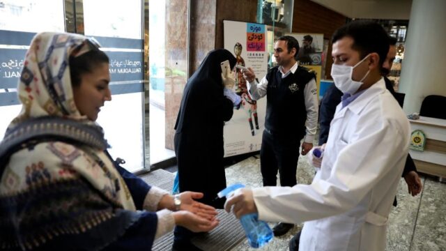 Иран временно освободил 54 тысячи заключенных в рамках борьбы с коронавирусом