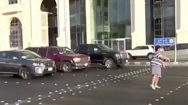 В Саудовской Аравии будут судить подростка, который станцевал на улице «макарену»