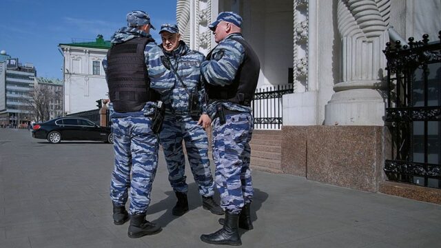 В Серпухове уволили четверых полицейских, после того как педофил убил пятилетнюю девочку