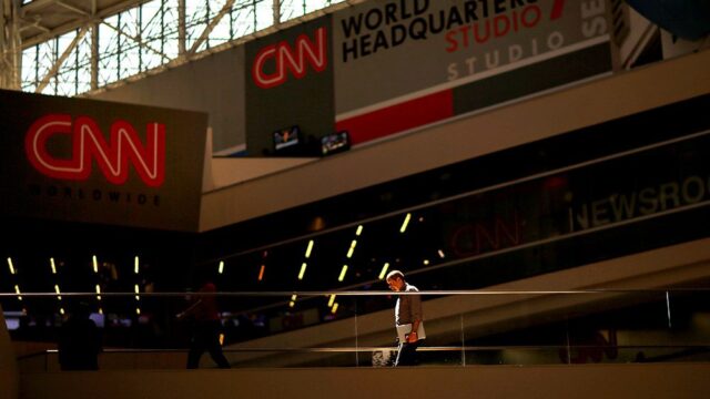 РБК: CNN и «Голос Америки» внесли в список потенциально нежелательных в России
