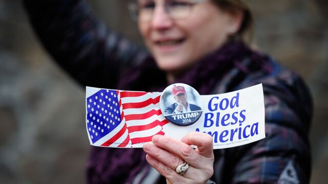 Fox News провел опрос о том, благословил ли Бог Дональда Трампа на победу на выборах в 2016 году