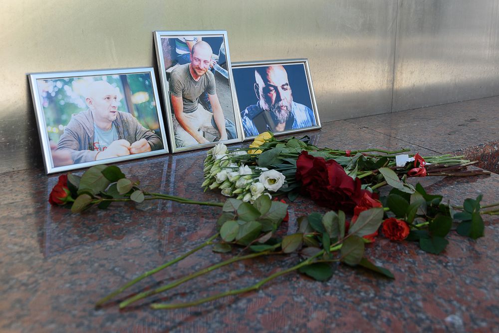 МК: российский дипломат в ЦАР усомнился в показаниях водителя убитых журналистов