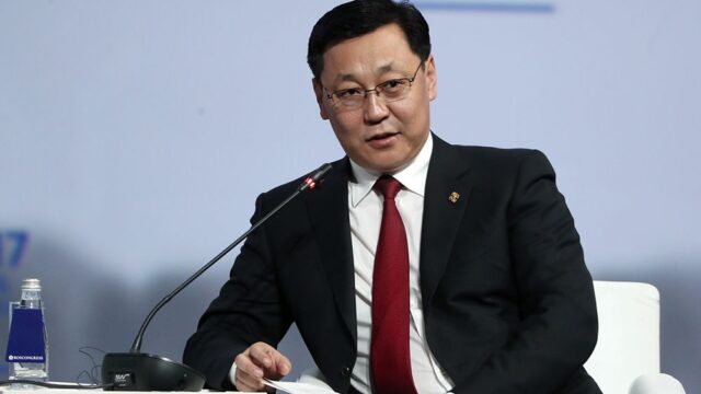 Хурал отправил в отставку премьера-министра Монголии