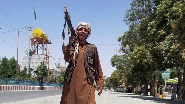 «Талибан» заявил о захвате второго по численности города Афганистана