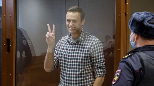 Европарламентарии выдвинули Навального на премию имени Сахарова