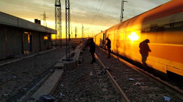 В Италии скоростной поезд сошел с рельсов, есть погибшие