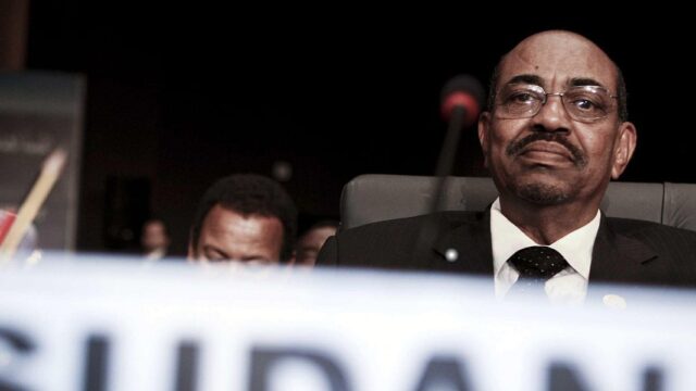 Судан выдаст экс-президента Аль-Башира Международному уголовному суду