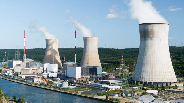 Бельгия отложила остановку двух атомных реакторов из-за энергетического кризиса