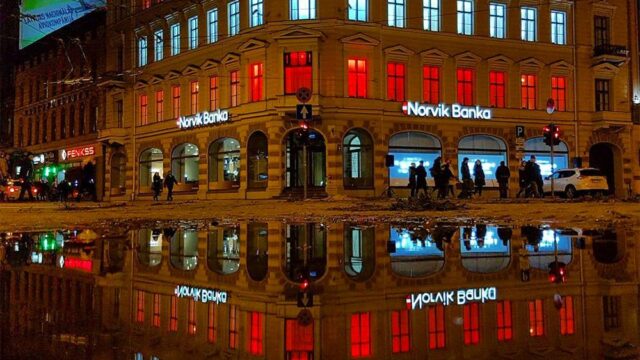 AP: глава Центробанка Латвии вымогал взятки у основного акционера Norvik banka