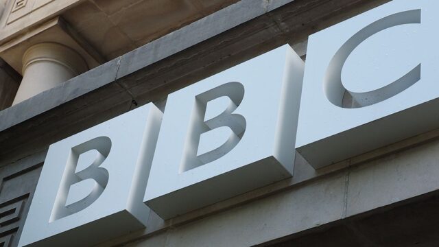 В Великобритании отменят обязательные сборы в пользу телекомпании Би-би-си