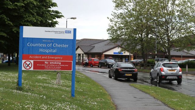 В Великобритании сотрудницу больницы арестовали по делу об убийстве новорожденных