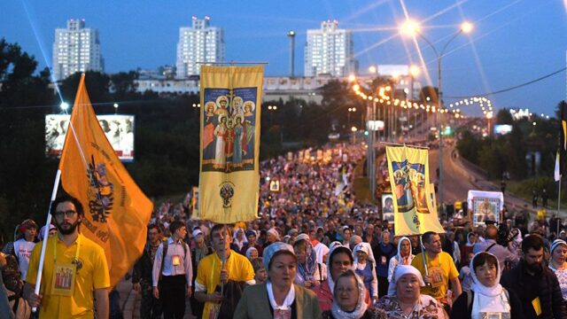 В Екатеринбурге прошел многотысячный крестный ход