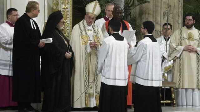 Папа Римский отправил архиепископа Мальты расследовать дело о сексуальном насилии в Чили