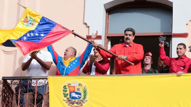 Венесуэльский раскол: у кого ищут поддержки Николас Мадуро и Хуан Гуайдо