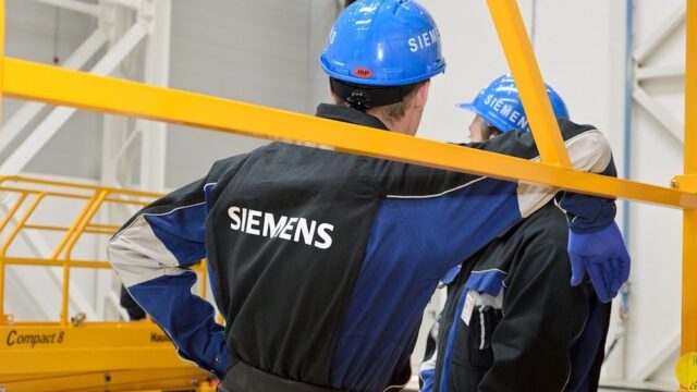 Reuters: Германия предложила расширить черный список ЕС для россиян из-за скандала с Siemens