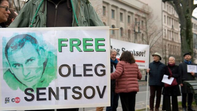 Чешские кинематографисты объявили голодовку в поддержку Олега Сенцова